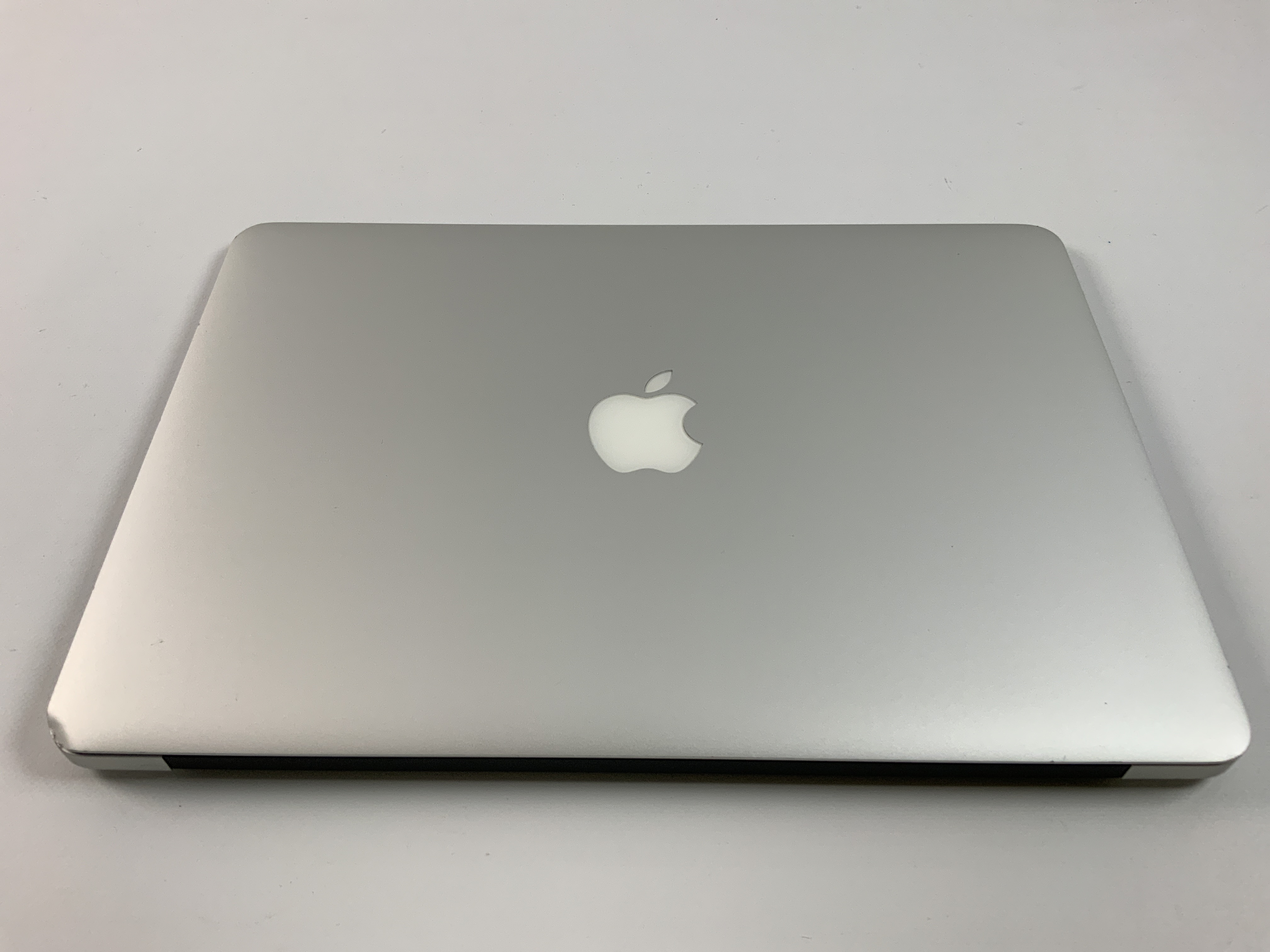 MacBook Air 13" Mid 2017 (Intel Core i5 1.8 GHz 8 GB RAM 256 GB SSD), Intel Core i5 1.8 GHz, 8 GB RAM, 256 GB SSD, imagen 2